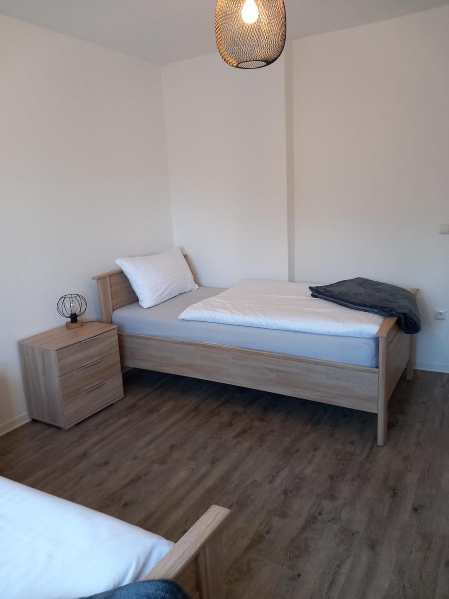City Apartment Duisburg 1#Netflix &Wlan &Kingsize Bett &Kaffee Maschine & Central & 500M Innenhafen & 2 Min U Bahn Exterior photo